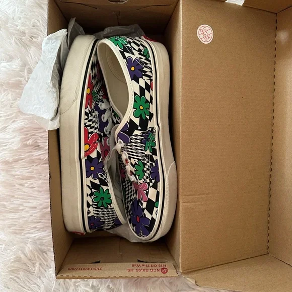 Authentic Vans - Picture 14 of 15